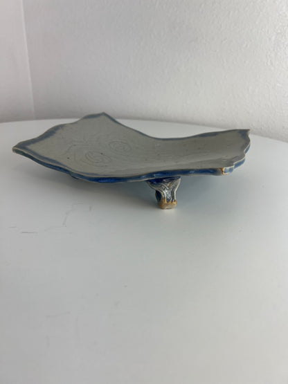 ORGANIC SHAPED CATCH TRAY