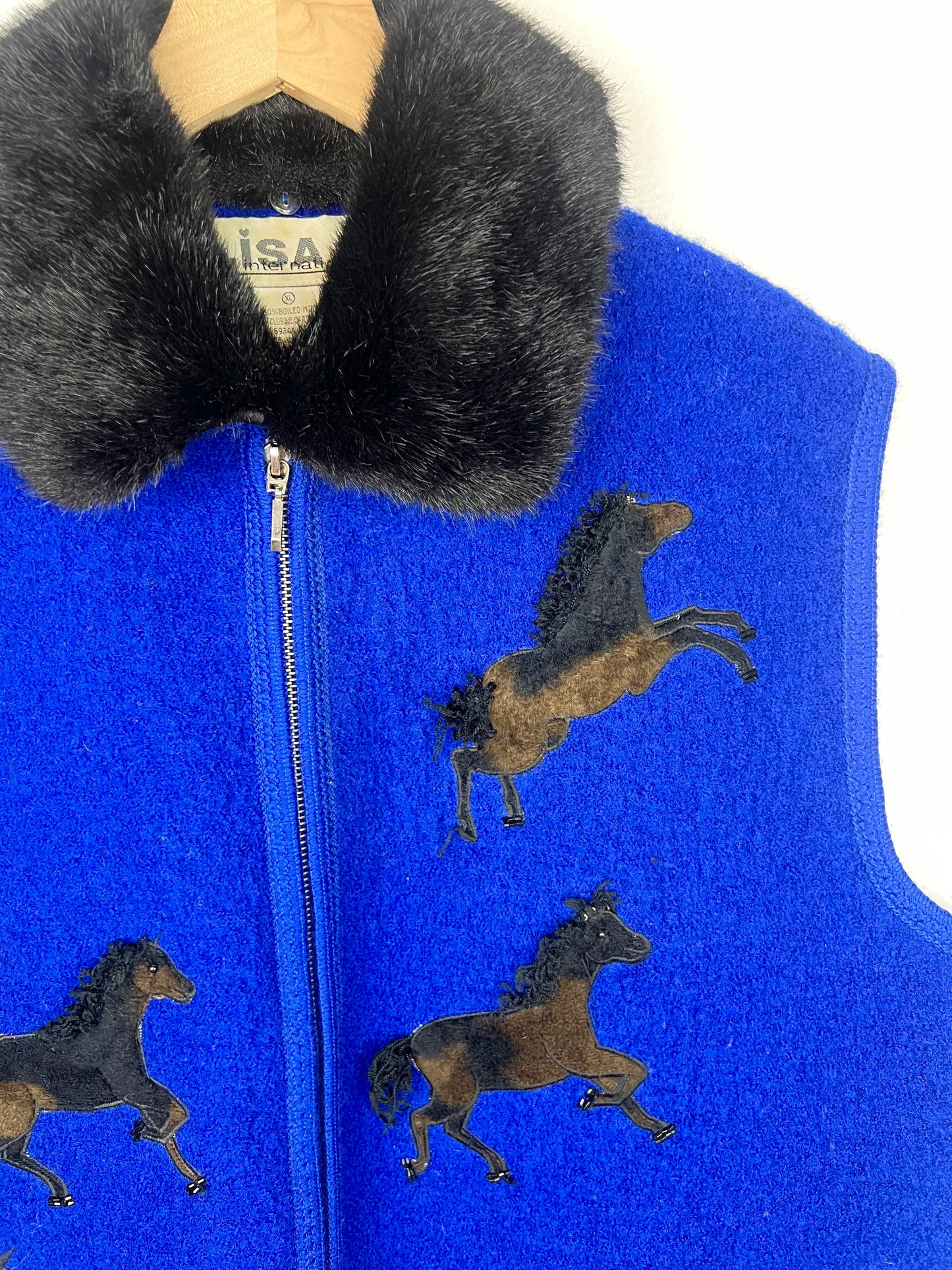 HORSE GIRL WOOL VEST