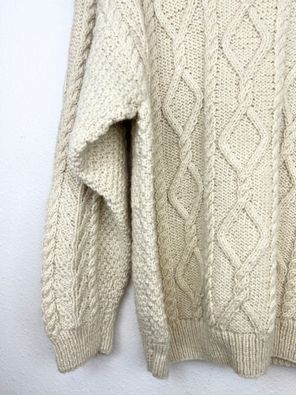 WOOL CABLE KNIT SWEATER