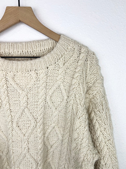 WOOL CABLE KNIT SWEATER
