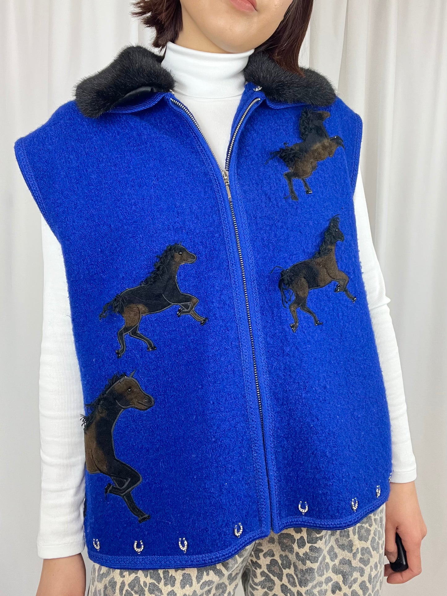 HORSE GIRL WOOL VEST
