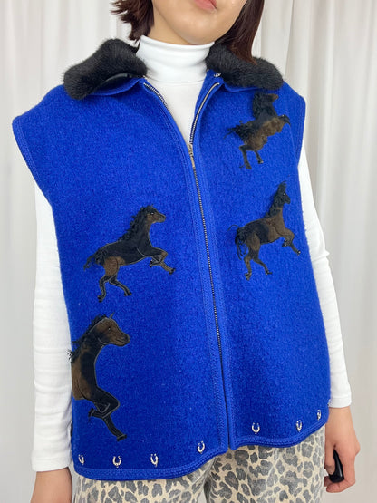 HORSE GIRL WOOL VEST
