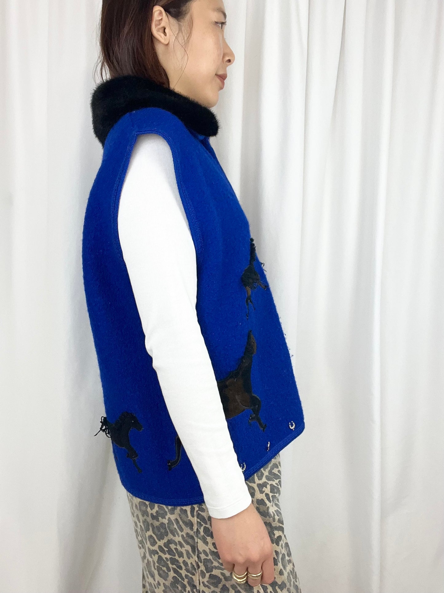 HORSE GIRL WOOL VEST