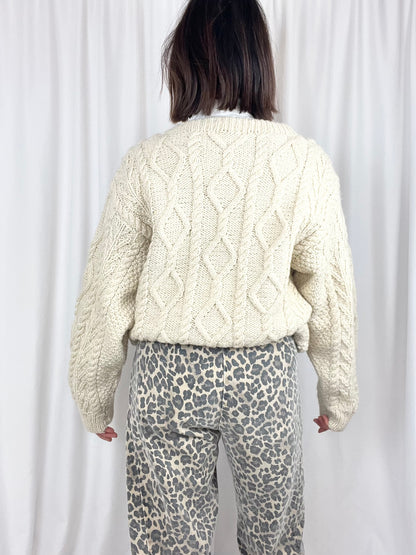 WOOL CABLE KNIT SWEATER