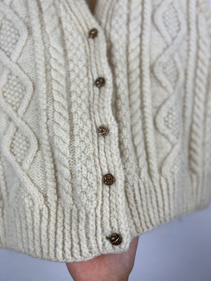 HANDMADE CROP SWEATER VEST
