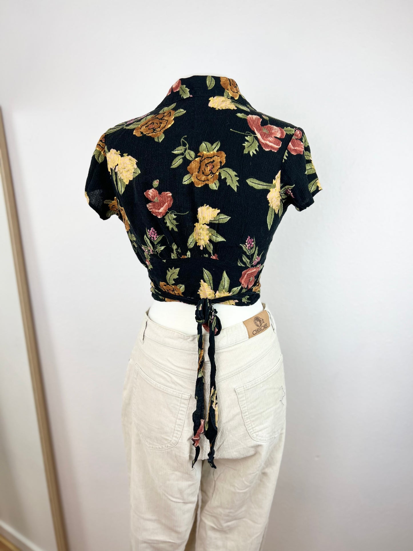 FLORAL CROP TOP