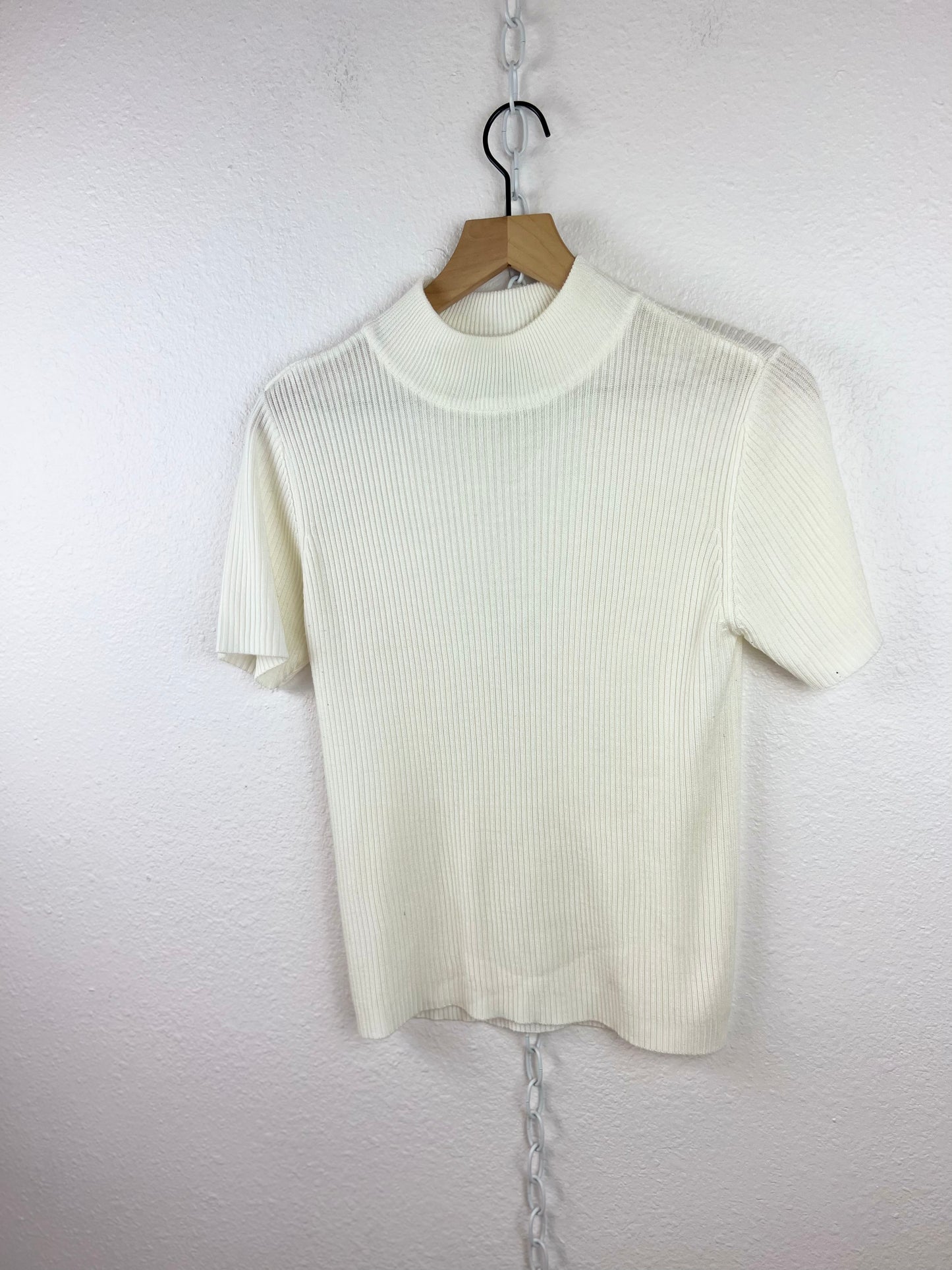 SHORT SLEEVE MOCK NECK