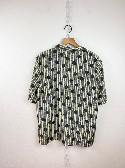 FUNKY BOXY BUTTON UP