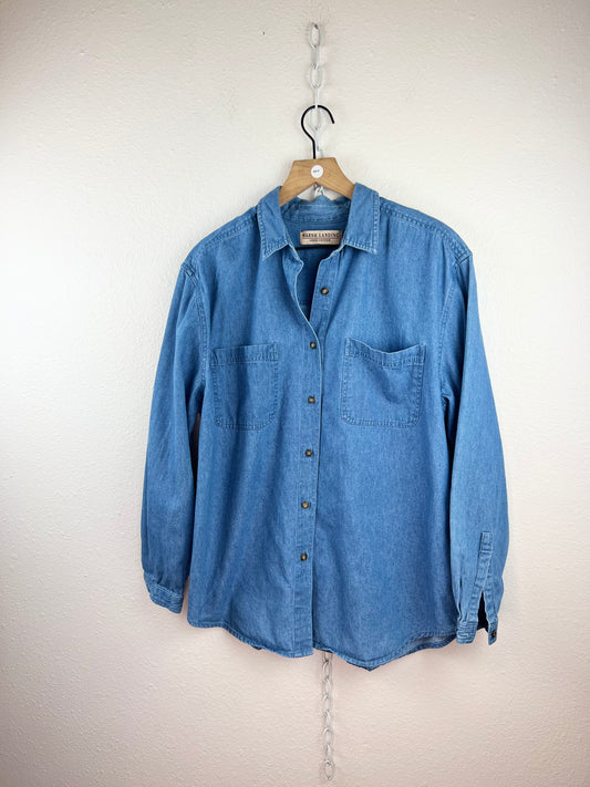 MARSH LANDING DENIM BUTTON UP