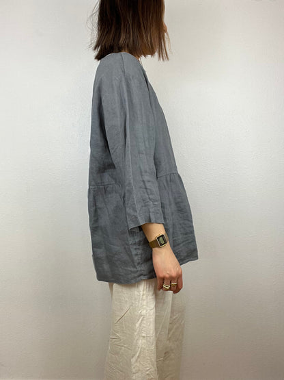 LINEN FLOWY BLOUSE