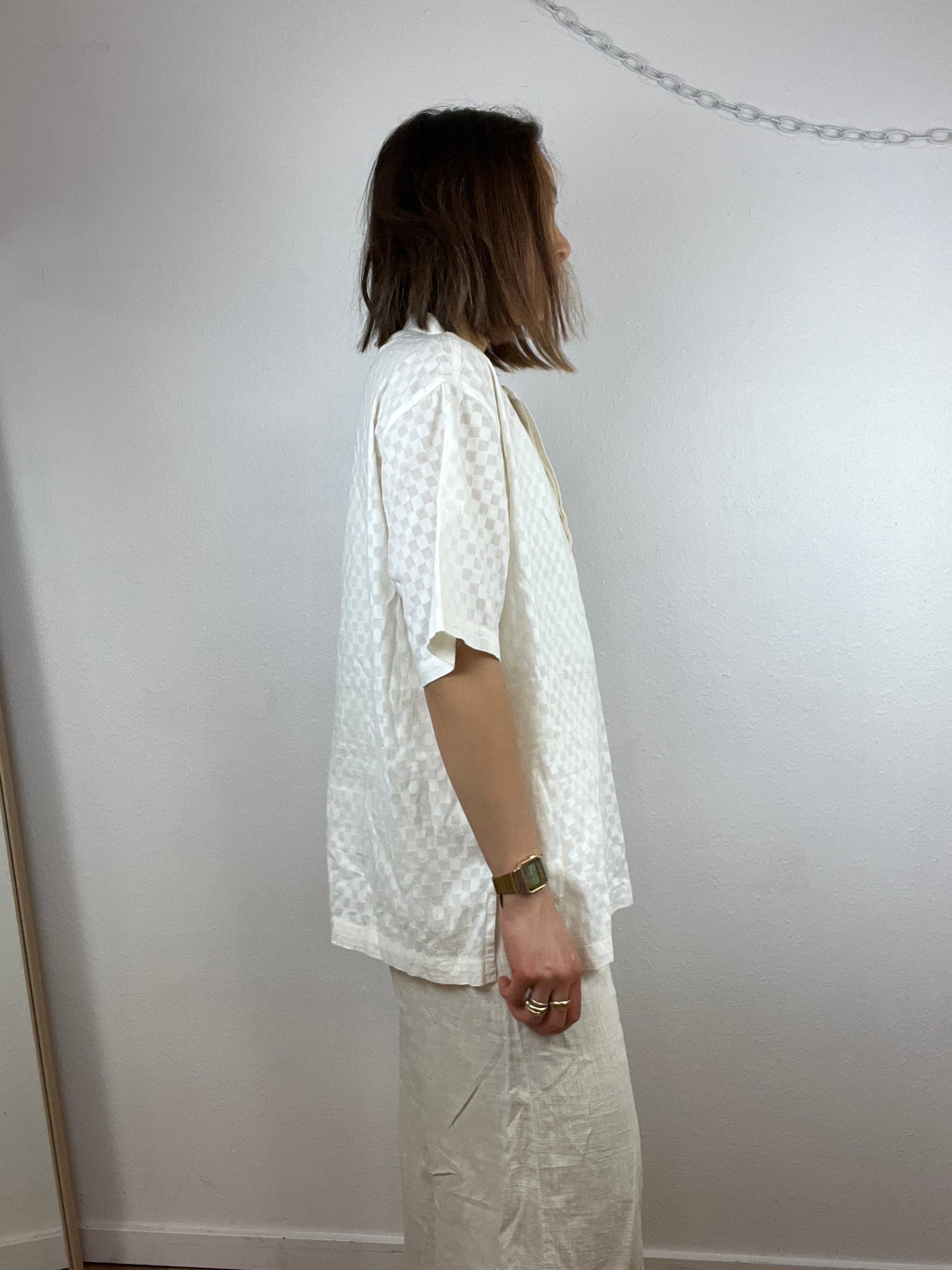 CHECKERED WHITE HENLEY TOP