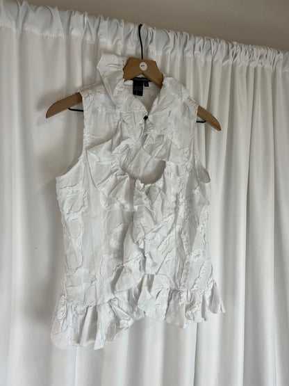 WHITE RUFFLE BLOUSE