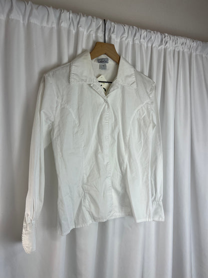 WHITE BUTTON DOWN BLOUSE