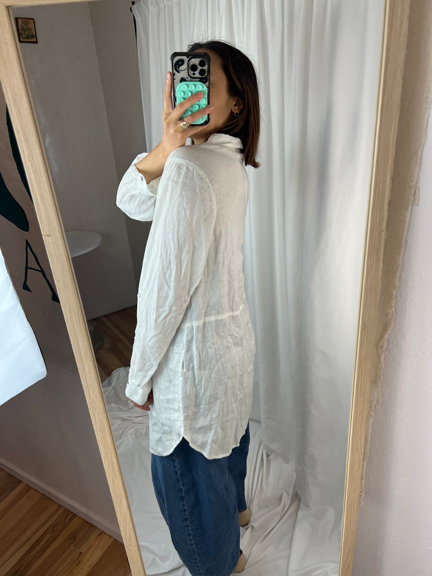 WHITE LONG LINEN BLOUSE