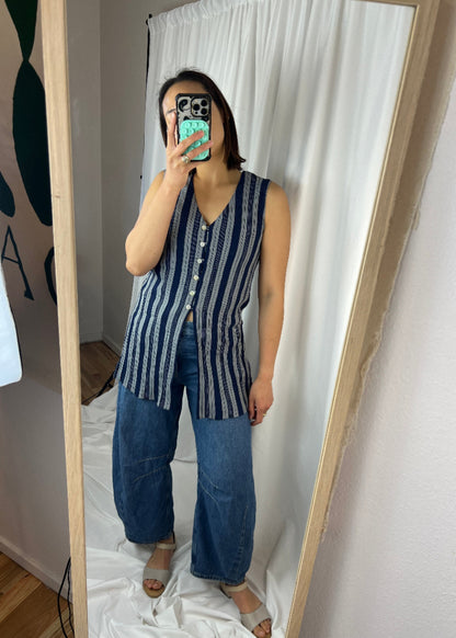 STRIPED SLEEVELESS TOP
