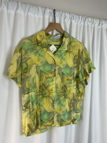 SUN PATTERNED BUTTON DOWN TOP