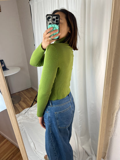 CHARTREUSE RIBBED CROPPED TURTLENECK TOP