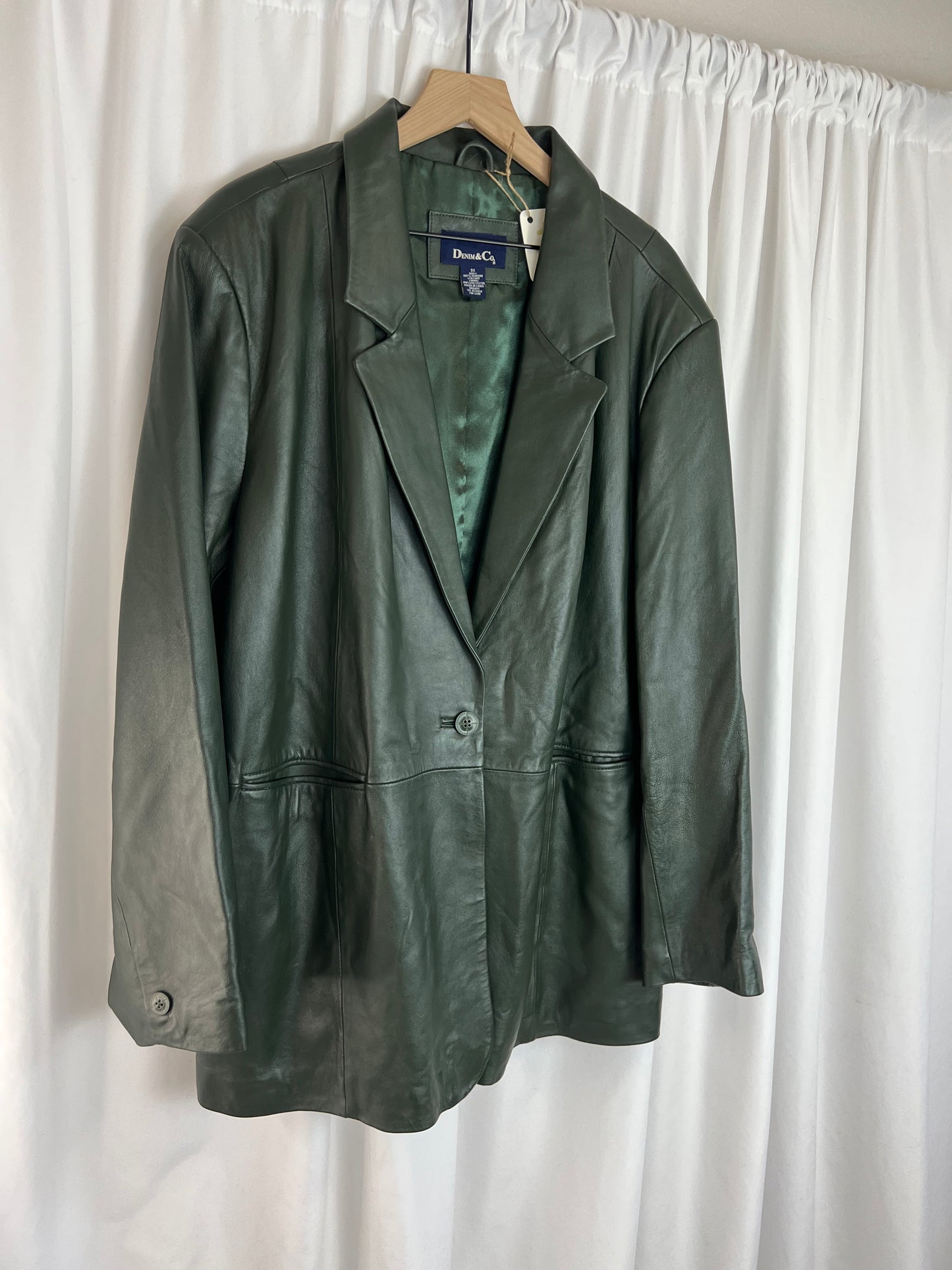 DARK GREEN LEATHER JACKET