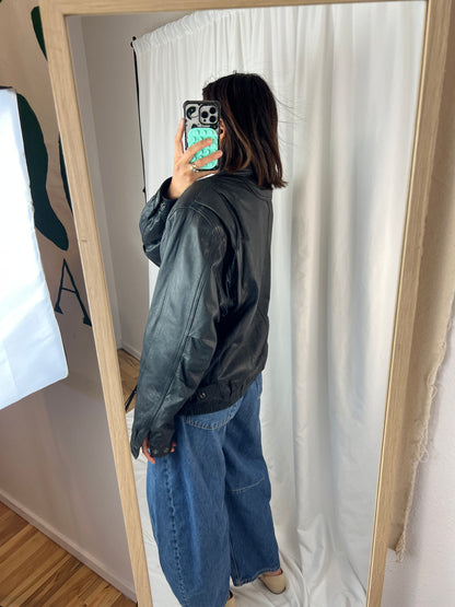 BLACK LEATHER BOMBER JACKET