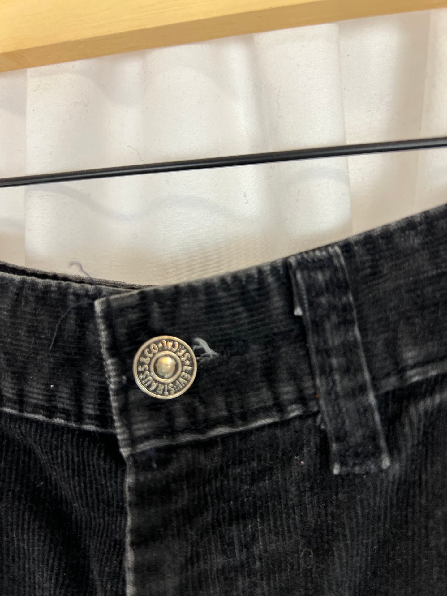 BLACK CORDUROY SKIRT | WAIST 25"