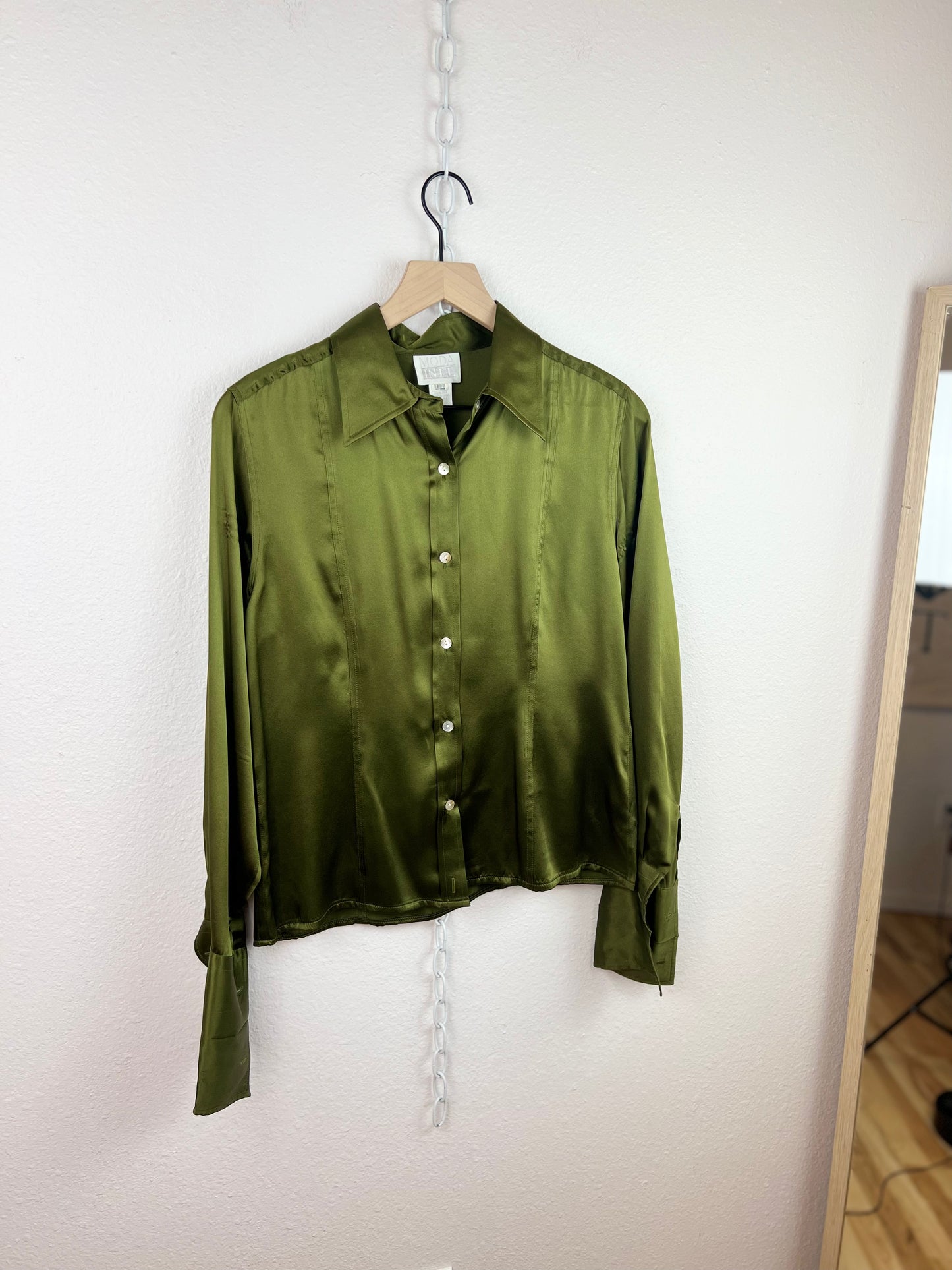 VNTG SATIN SILK BLOUSE