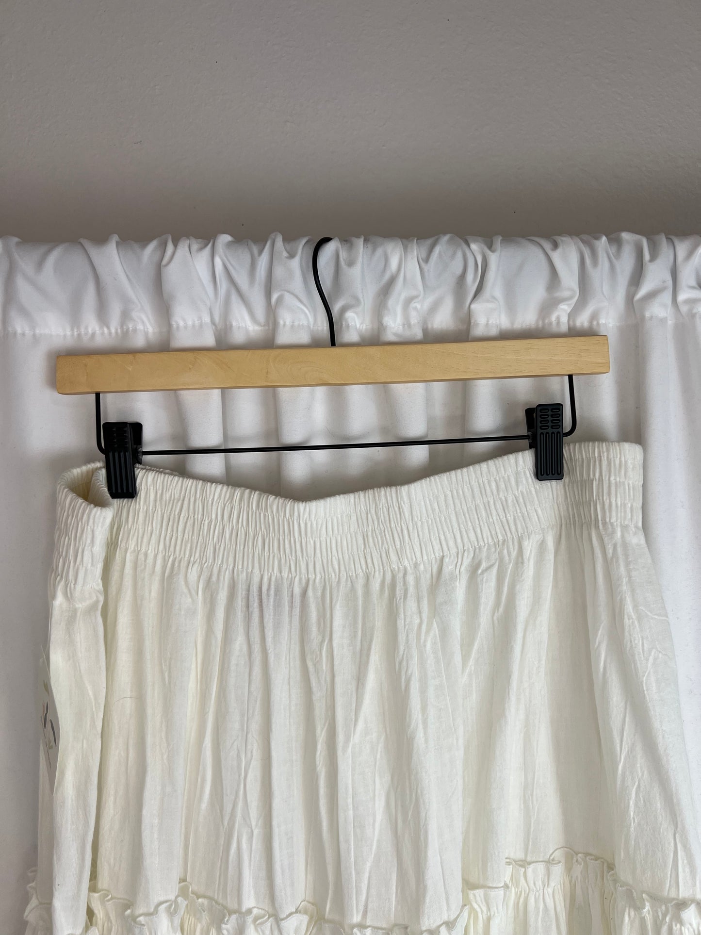 WHITE TIERED MAXI SKIRT | WAIST 24"