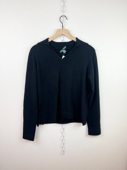 BLACK CASHMERE COLLARED SWEATER