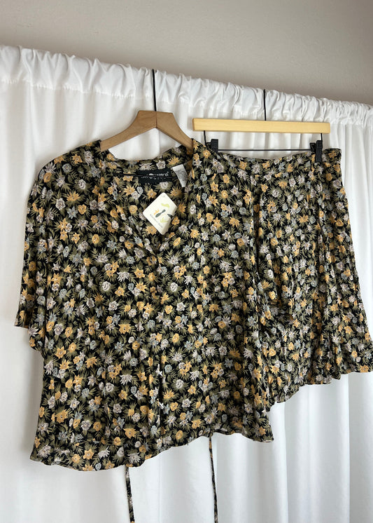 2-PIECE FLORAL SET | WAIST 32"