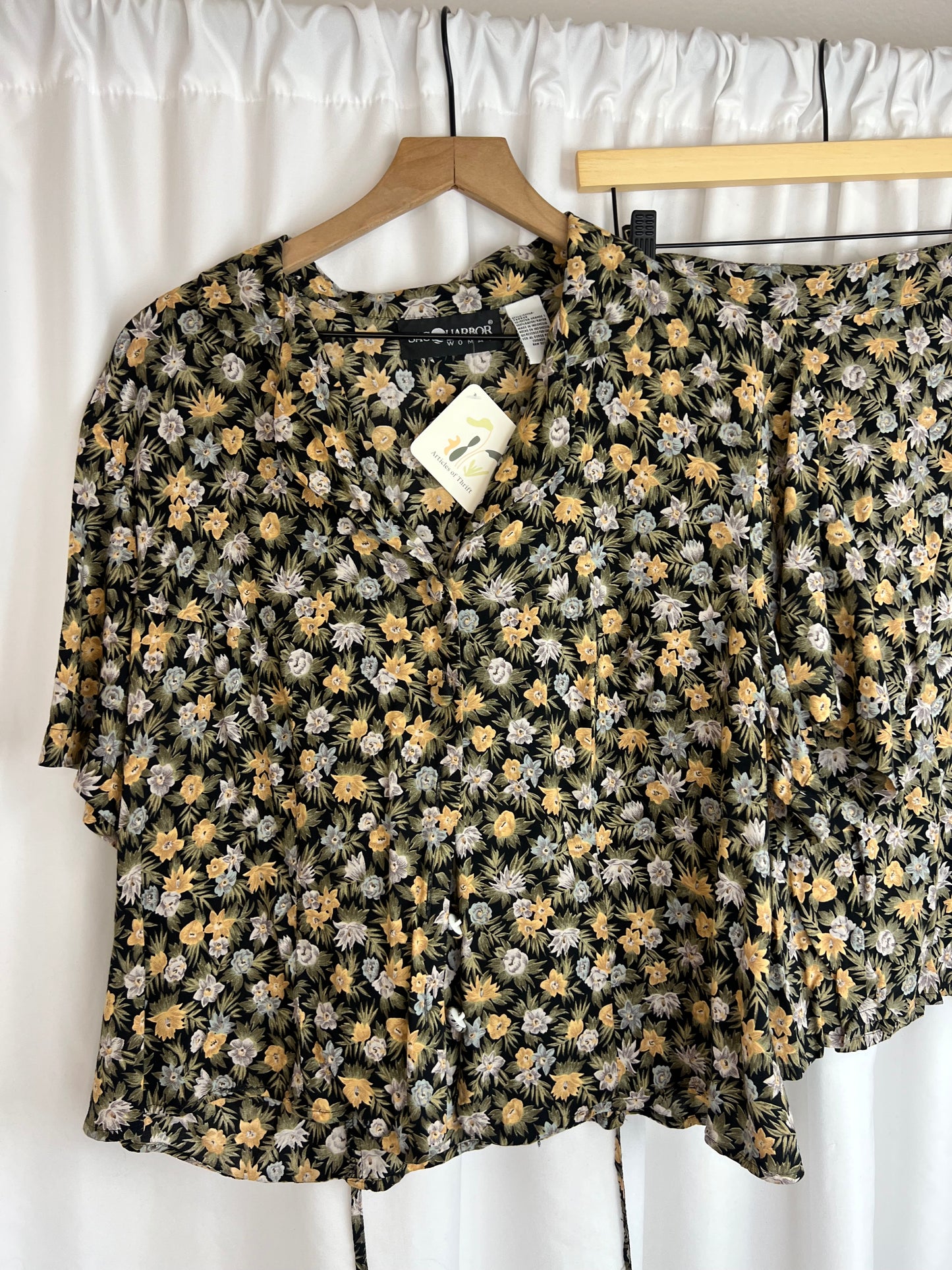 2-PIECE FLORAL SET | WAIST 32"