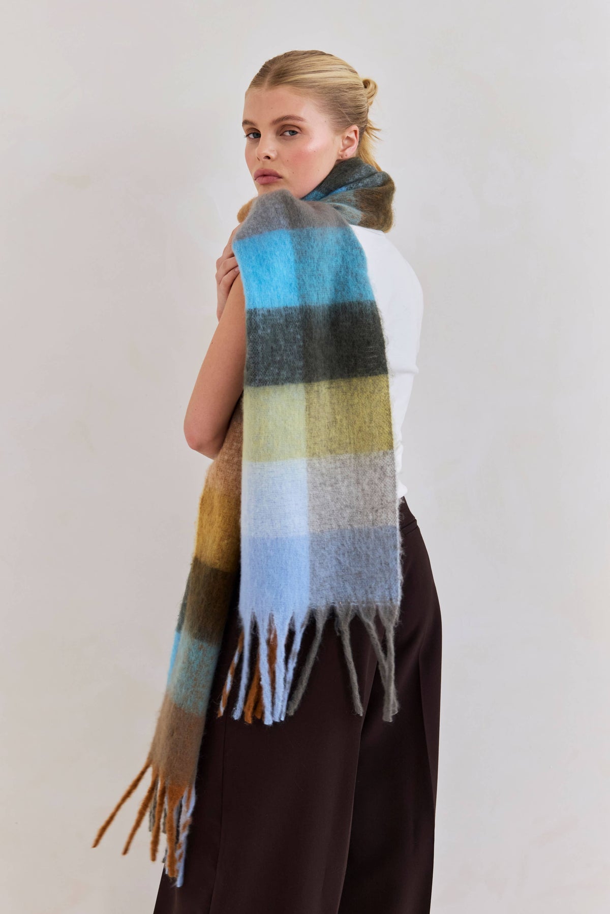 SCARF- BLUE/ORANGE CHECK
