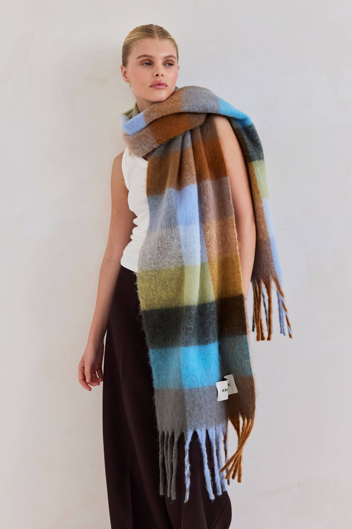 SCARF- BLUE/ORANGE CHECK