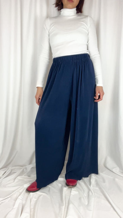 NAVY PLEATED PANTS - WAIST 27"-30"