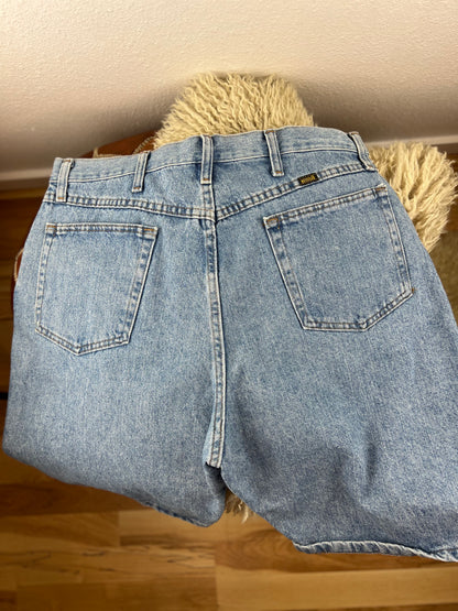 Rustler Light Wash Jean Shorts