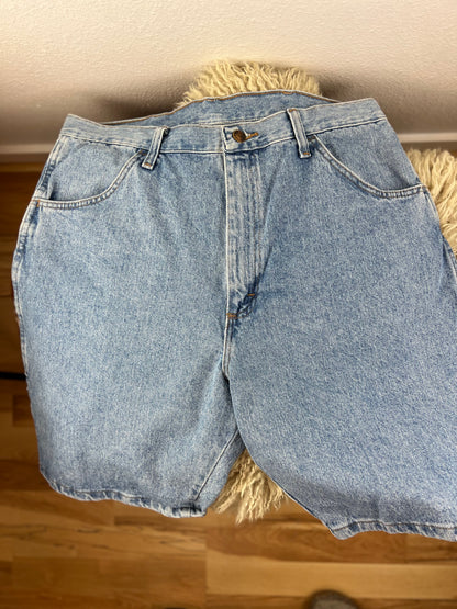 Rustler Light Wash Jean Shorts