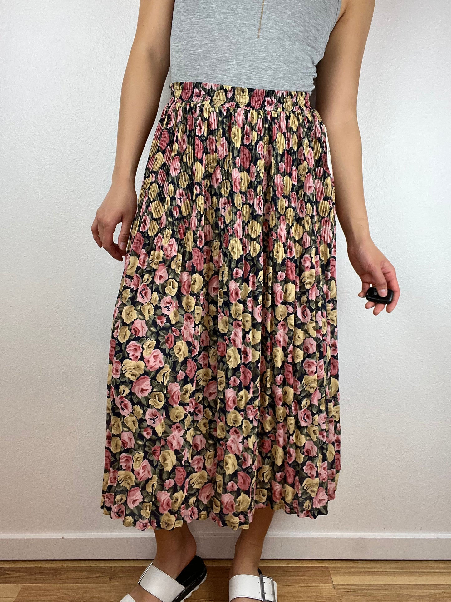 Flowy Midi Skirt